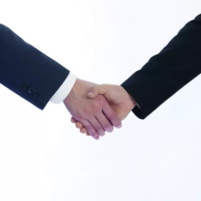 当遇到傲慢强势的客户，你该如何应对？